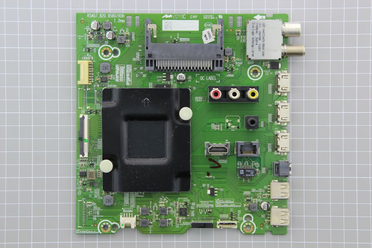 MOTHERBOARD TV HISENSE 55U7QF LED Backlight TV RSAG7.820.10498/ROH EUR 59,00 - FR