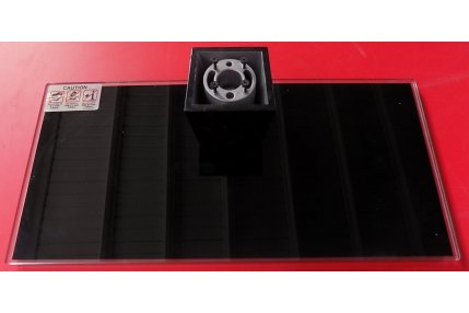  - BASE TV LG COMPLETA DI VITI 42-47LE85 MGJ620219 01 LEGGERMENTE SEGNATA